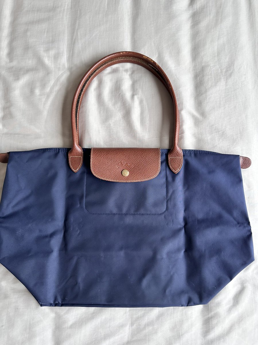 nniceeeee's tweet photo. 🧸longchamp สี navy
ผ้าไม่มีพอง แต่มีตน.ตรงสาย แต่โดยรวมดีใช้งานได้ยาวๆ

ขนาด : m long
ราคา : 1390฿

ค่าส่งเหมา 29฿
สนใจแคปภาพทัก dm 

#พร้อมส่ง #ส่งต่อ #ส่งต่อเสื้อผ้ามือสอง #ส่งต่อเสื้อผ้ามือ2 #ส่งต่อกระเป๋ามือสอง #ส่งต่อกระเป๋ามือ2 #longchampส่งต่อ https://t.co/tFKCtEJwHd