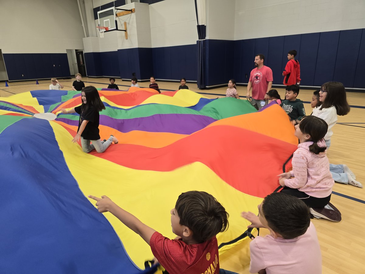 CISD-PEHealth (@cisdmoves) on Twitter photo Students at <a href="/RunyanCISD/">Runyan Elementary, Conroe ISD</a> wrapped up the year with a PE classic - parachute fun! 🎨🎈 Huge thanks to Coach Radford for your dedication to the Runyan Roadrunners! #cisdmoves Students at <a href="/RunyanCISD/">Runyan Elementary, Conroe ISD</a> wrapped up the year with a PE classic - parachute fun! 🎨🎈 Huge thanks to Coach Radford for your dedication to the Runyan Roadrunners! #cisdmoves