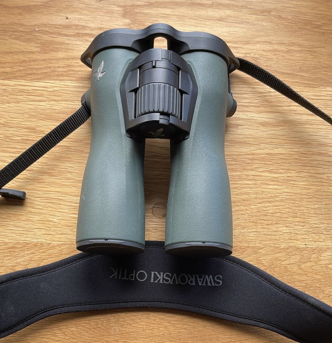 A great friend is selling these <a href="/SwarovskiOptik/">SWAROVSKI OPTIK</a> 12x42 binoculars. They are boxed &amp; in absolutely mint condition. He would like £2,000 but sensible offers considered. Please DM me if you would like them many thanks. #birding #birds #binoculars