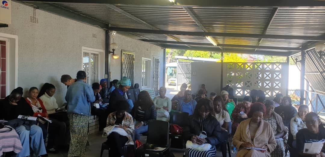 headlines264's tweet photo. Over 280 Namibians were screened for breast, cervical, and prostate cancers for free. CAN's Rolf Hansen emphasizes the need for ongoing screening and encourages everyone to prioritize their health.

Full article:
https://t.co/i33nnjXDxJ

Source: The Namibian
Stay connected to Namibia's latest news 🇳🇦: https://t.co/0P4BDnruZa