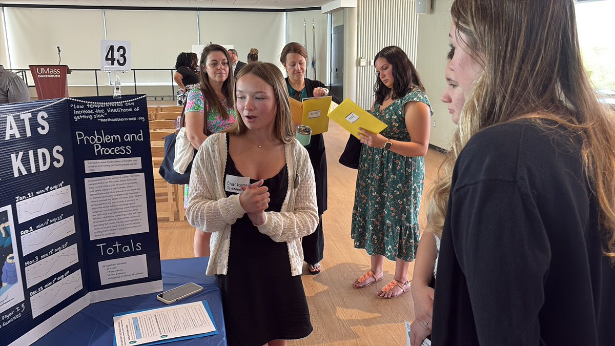 Charlotte presenting her project during Share Out