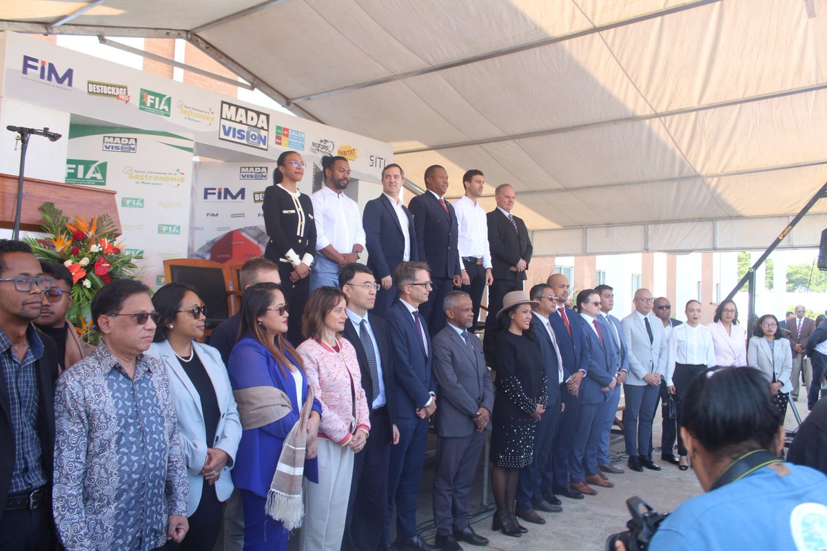 🌍 From 22–25 May, #FIM2025 in Madagascar brought together thousands of innovators.

GSDM–SYMABIO, through the #KHEA project, promoted #Agroecology &amp; #OrganicFarming — pushing for food sovereignty &amp; a greener future! 💪🇲🇬

#KCOA #Madagascar

<a href="/GSDM/">GSD&M</a> Professionnels de l'Agroécologie