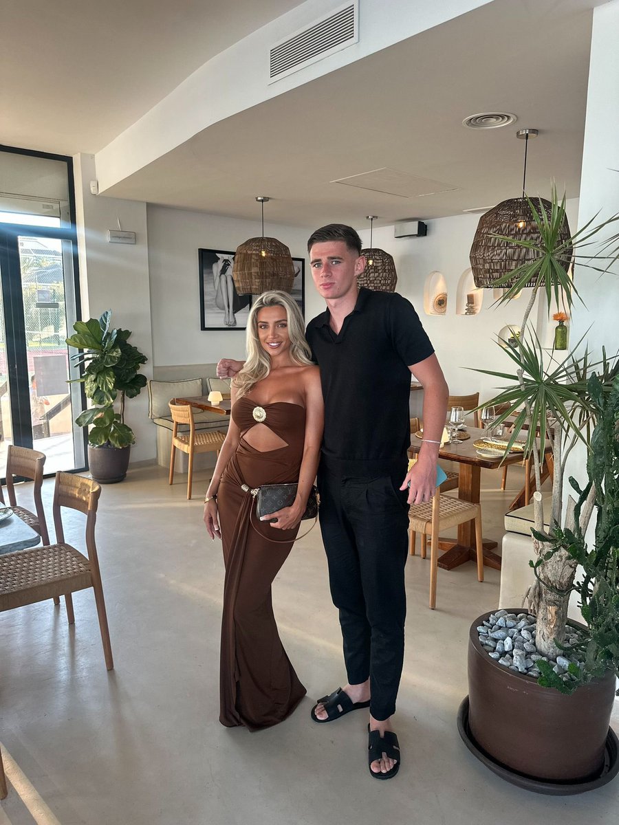 Family time 🤎 Forever proud of these two kiddos 🫶🏼