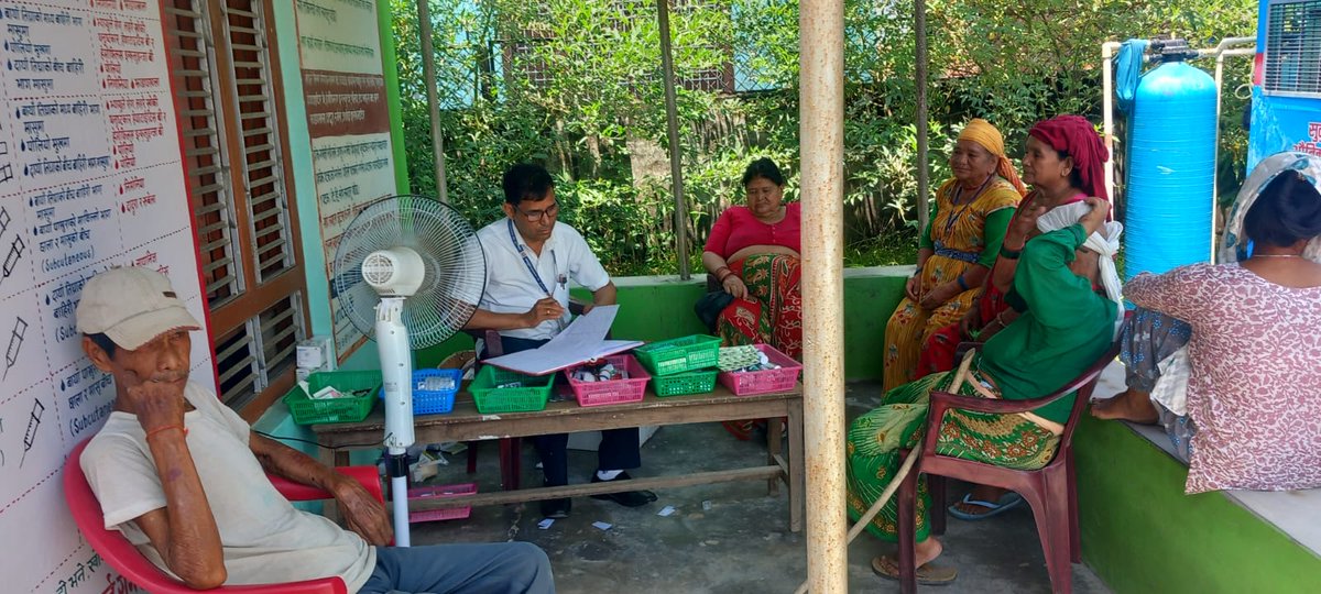 GopalHamal7's tweet image. धनगढी उप-महा नगरपालिकाद्वारा संचालित विशेषज्ञ वडा स्वास्थ्य क्लिनिक सेवा २०८२ जेठ १३ गते मंगलवारका दिन वडा नं. १० को आधारभूत स्वास्थ्य केन्द्र घुयाँघाटमा संचालन भएको थियो । आज नयाँ तथा पुरानो सेवा लिएका जम्मा सेवाग्राहीको संख्या १२७ जना रहेको छ ।