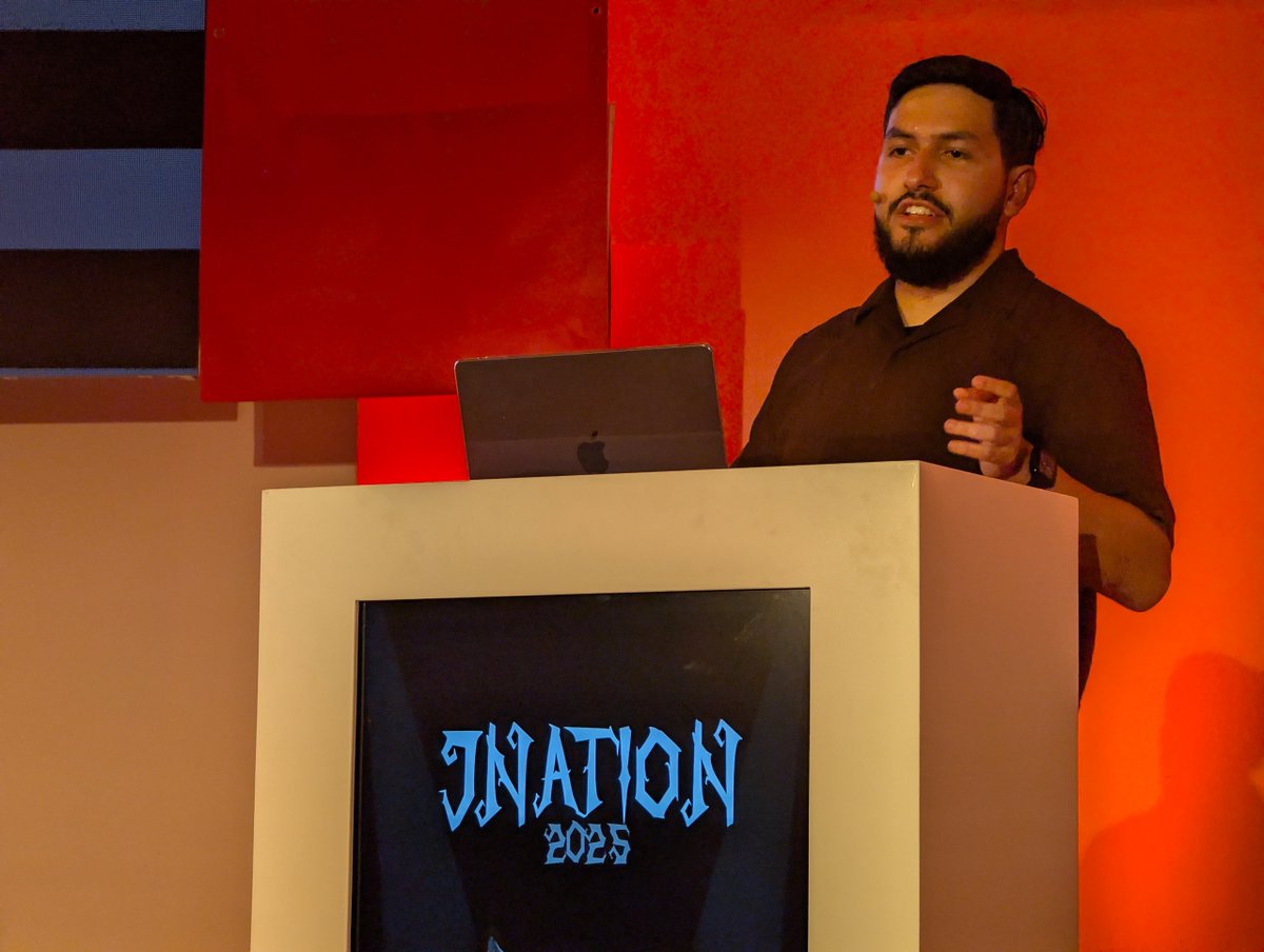 JNationConf's tweet image. @ythecombinator is live at JNation 2025 with: “Web Performance Meets Human Sciences”.
A session on perceived speed, browser behaviour and how users actually experience the web.
#JNation #Java #Coimbra #WebPerformance #JavaScript