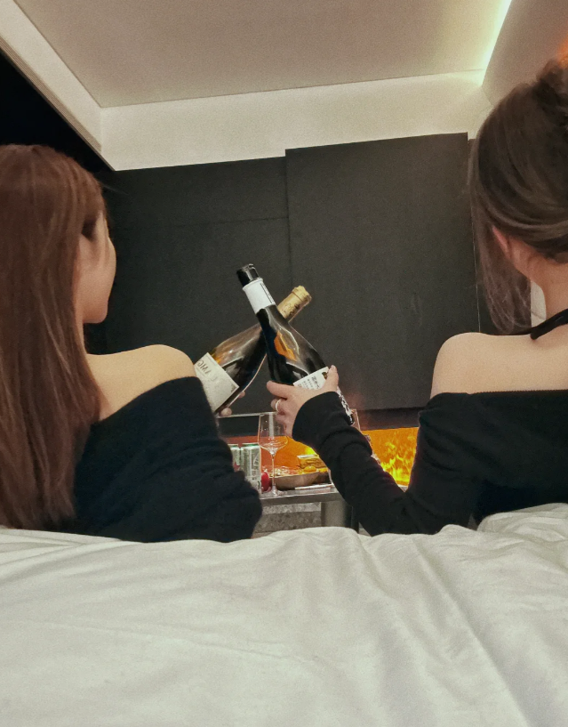 eli2134567's tweet photo. As you can see, beautiful women meet
#sisters photo
#sisters daily life
#sisters gathering
#girlfriends photo
#girlfriends gathering https://t.co/LVKKJxQC01