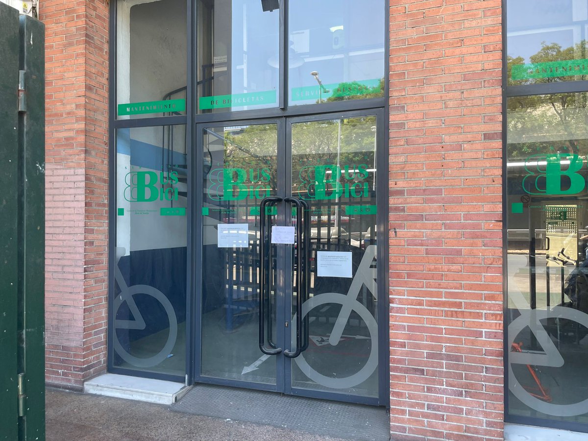 AContramano.org tweet media