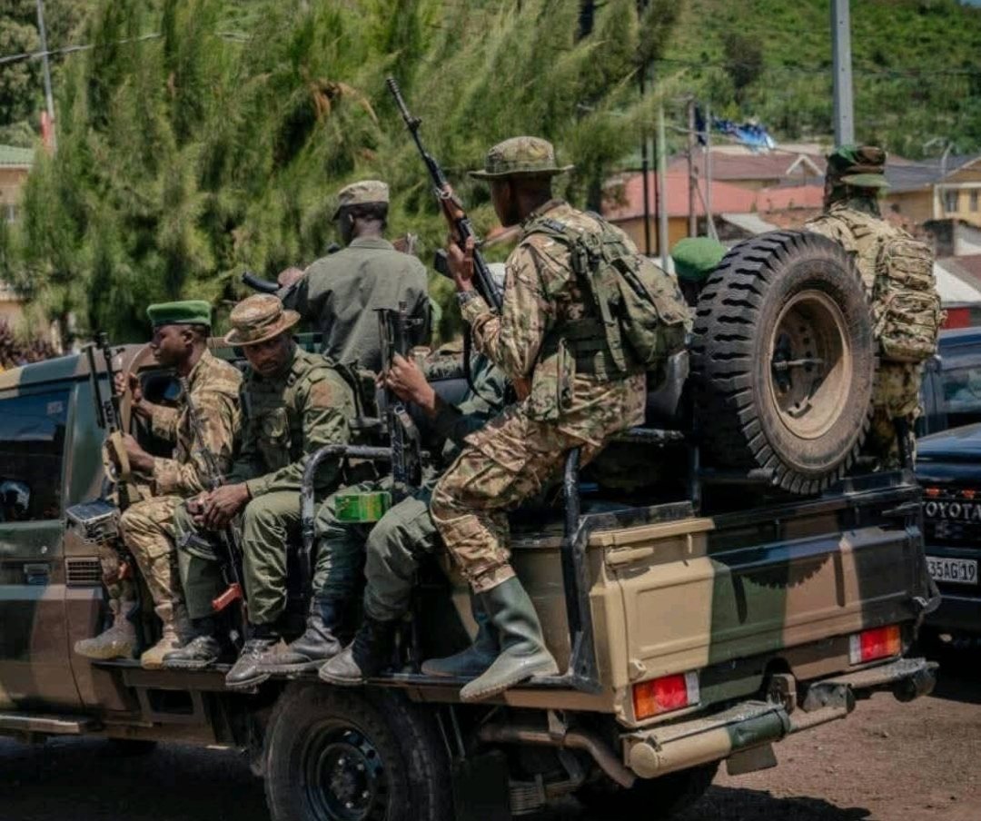 SimaroNgongoMba's tweet photo. #NORD-KIVU : Après les violents combats des éléments de l'AFC/M23 contre les  #FARDC et ses alliés #Wazalendo et  #Burundais.
Les Lions de Sarambwe contrôlent actuellement les villages : #Bukumbirwa, #Rusamambu, #Kilambo et #Ngengere (Walikale). https://t.co/iy12MbjaWN
