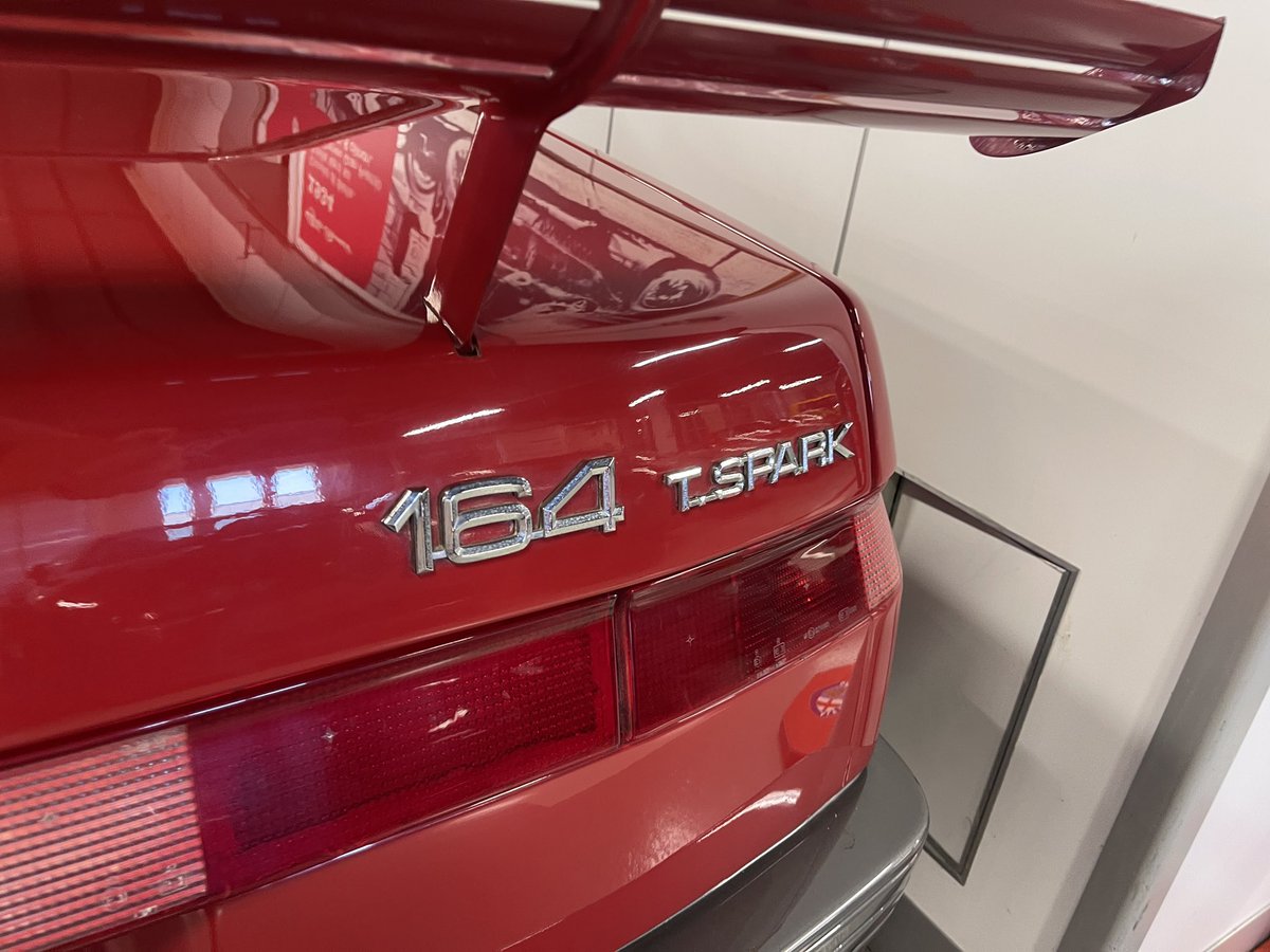 nayf_cars's tweet photo. The Alfa Romeo Museum has two 164 ProCars, one or both of them work. What I love about this one - well, apart from the V10 - is the fact they put a Twin Spark badge on its arse https://t.co/DaYw58jAY0