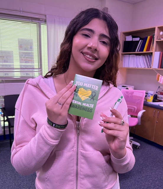 NeffCounselors's tweet image. Mental Health Awareness Month is a great time to promote discussion & understanding about mental health. At today's POP-UP we asked students, “What will they do to rest their brain this summer?” Sending them with a small token as a reminder to take care this summer:) @NISDPatNeff