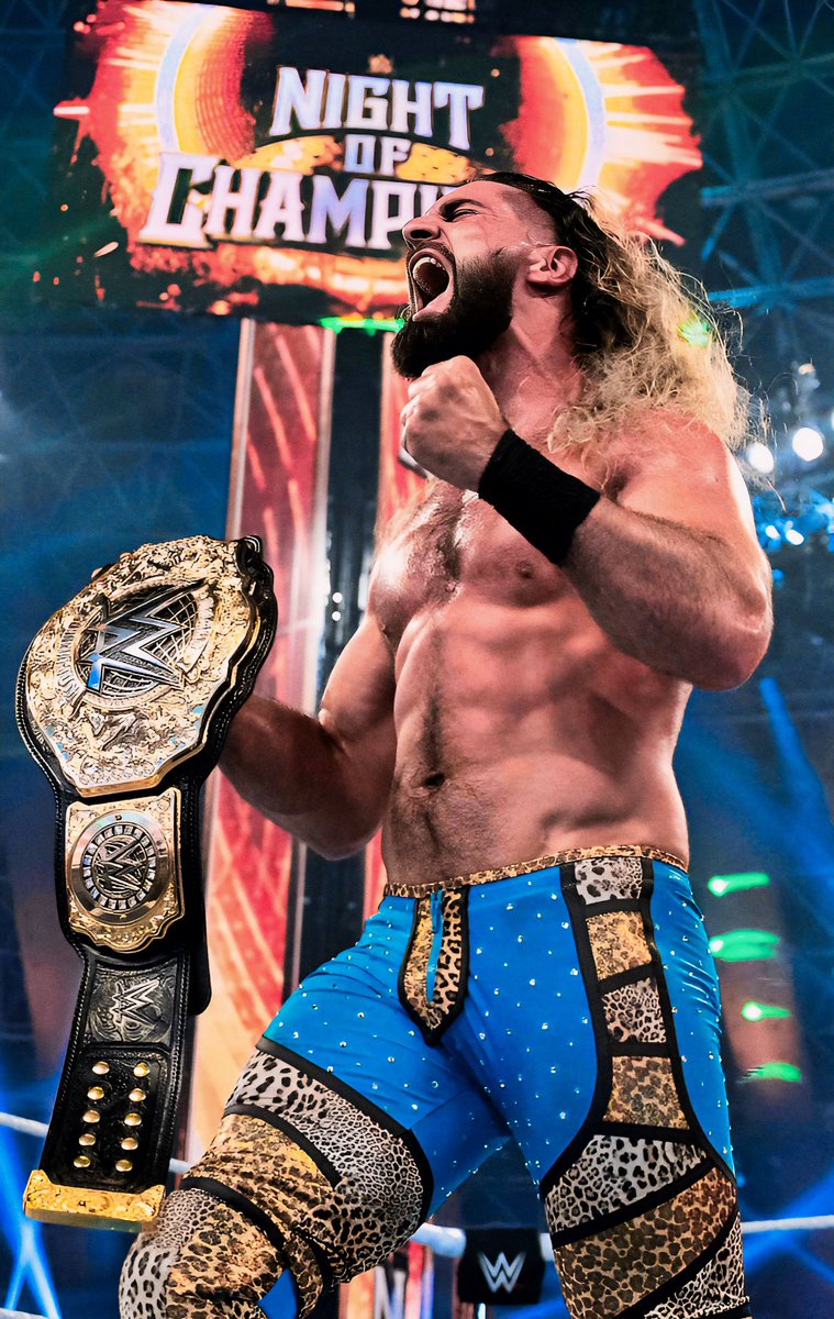 Mo_Hesham98's tweet image. 2 years ago today, this special moment happened 🩵✨
#ThankYouSeth

This Championship, this piece of gold &amp;amp; leather will forever be named after his name

He made it mean something real &amp;amp; imp, he gave it its value..

This man is truly a Legend &amp;amp; one of the greatest of all time 🙌🏻