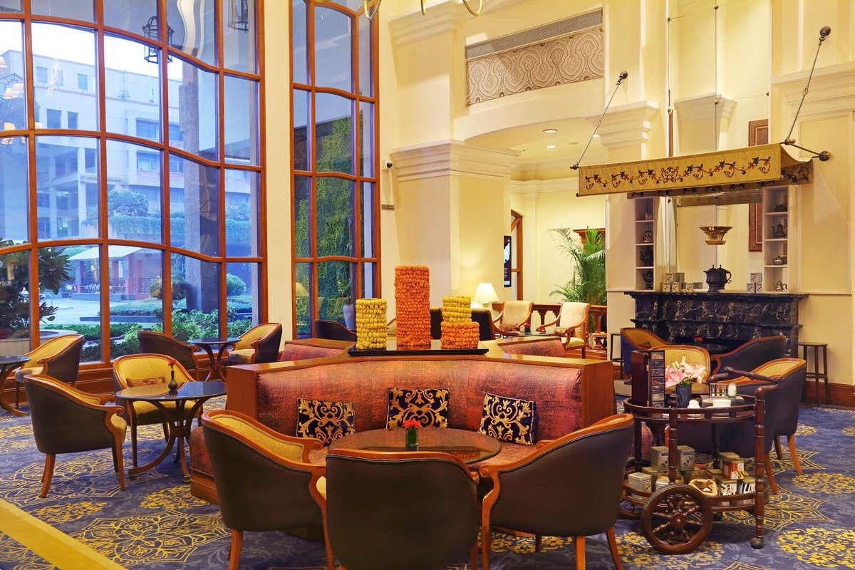 eroshotelnd's tweet image. Step into our serene lounge and let the aroma of handpicked teas soothe your senses. The perfect blend of comfort, charm, and calm — right in the heart of the hotel.

For reservations, call 011 41331651

#TeaAndLounge #ErosHotelNewDelhi #ReceptionArea #PremiumTea…
