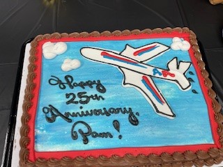 A fond farewell to Flight Attendant Pam who is retiring after 2️⃣5️⃣years with Envoy! Thank you for your service, Pam!🫶