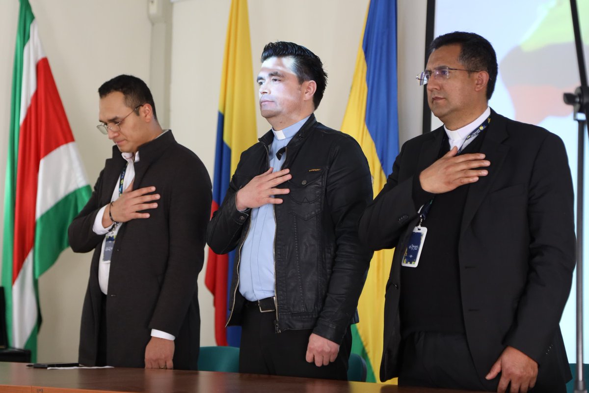 Estuvimos presentes en la inauguración de la Semana de las Artes en la <a href="/LaJuan_FUJDC/">Juan de Castellanos 💚💛💙</a>, con nuestra exposición 'Entre historias y paredes',  una muestra fotográfica construida junto a los jovenes privados de la libertad, en el marco del curso de fotografía.