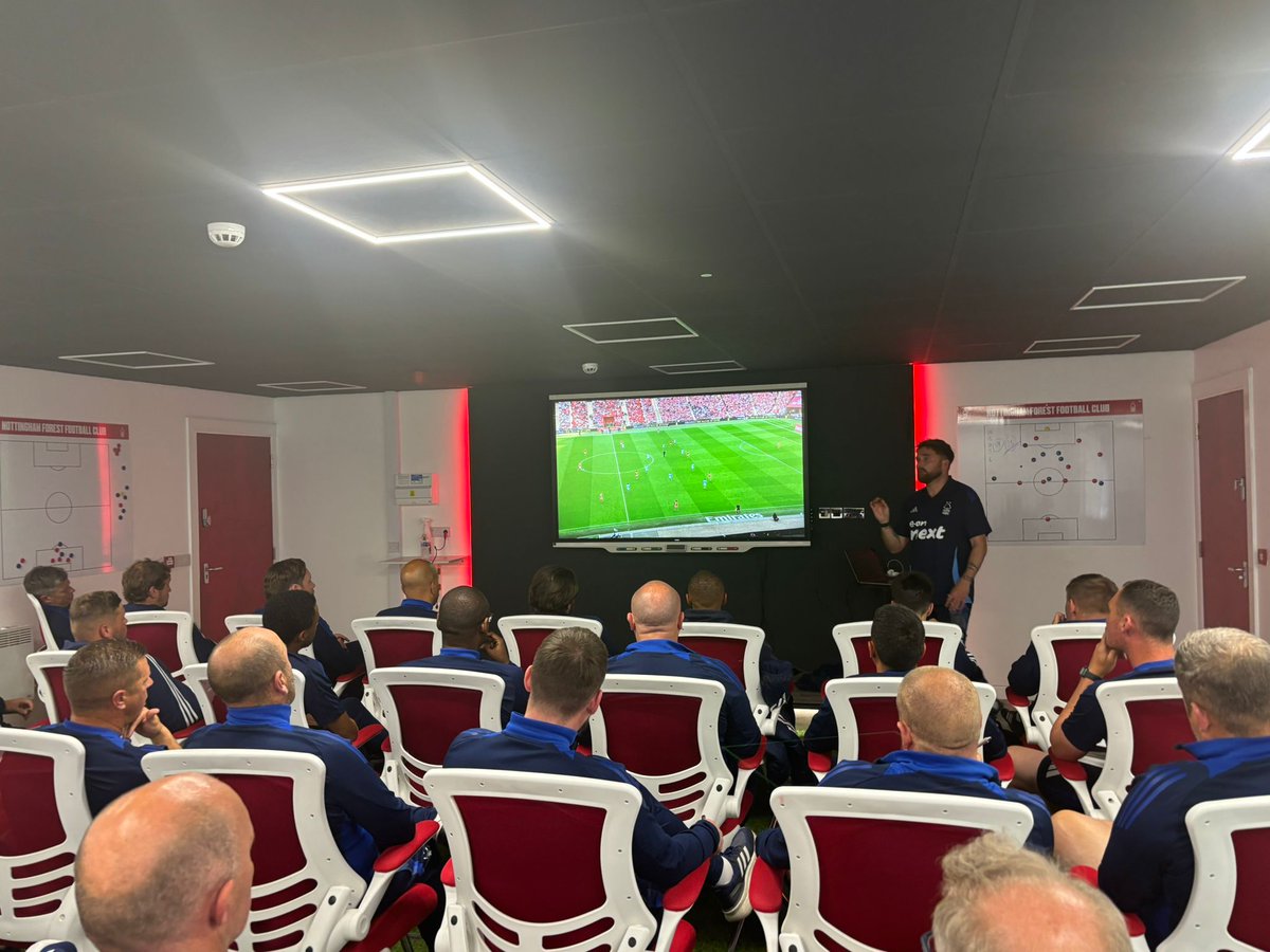 Nottingham Forest Academy tweet media