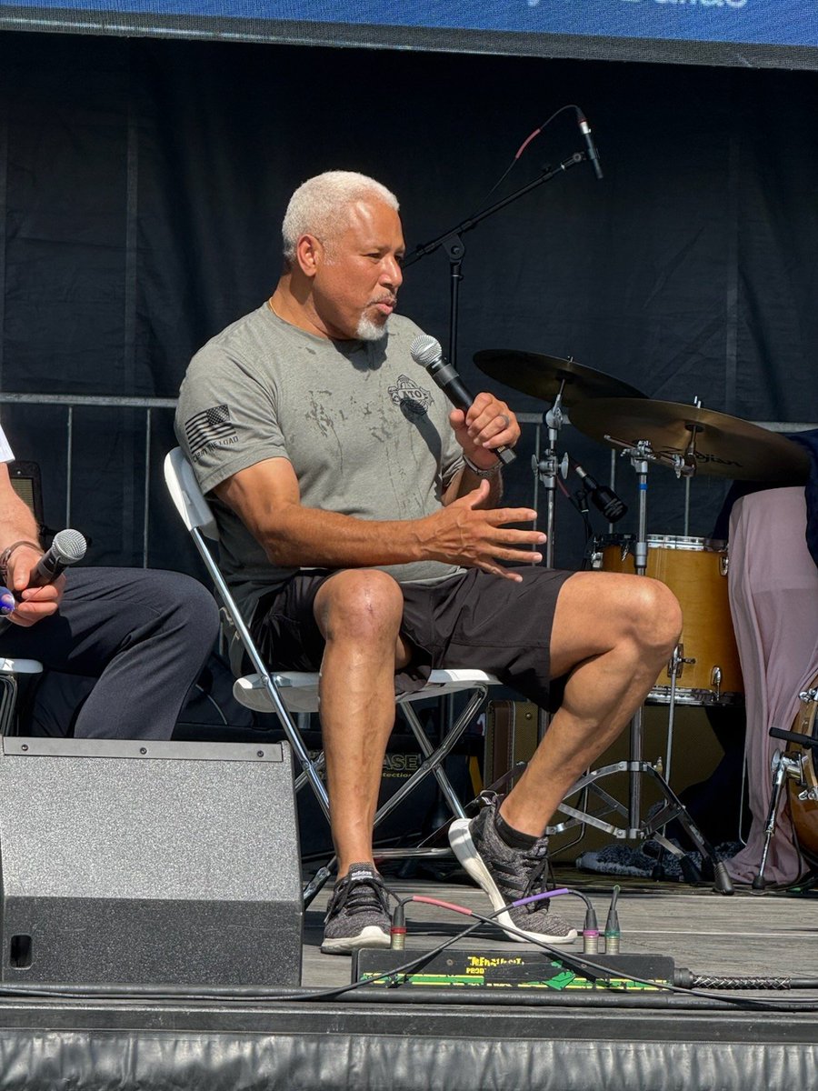 DPDReserves's tweet image. Thank you to our Reserve Officers working Carry The Load!
@ChiefComeauxDPD @DallasPD @CarryTheLoad