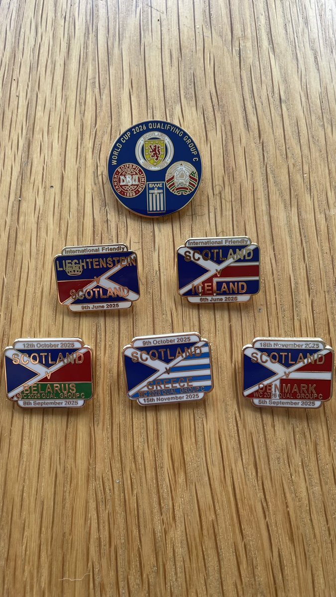 All badges ordered up until today have just been posted. Apologies for the delay.
Full set of six for all this years remaining matches available for £25.99 at loonyalba.com