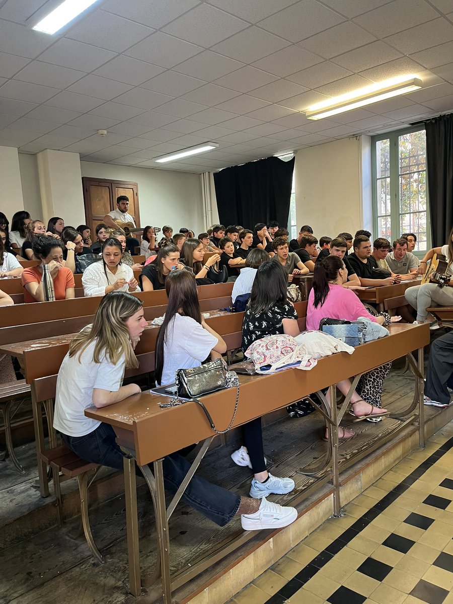 scoladicantu tweet media