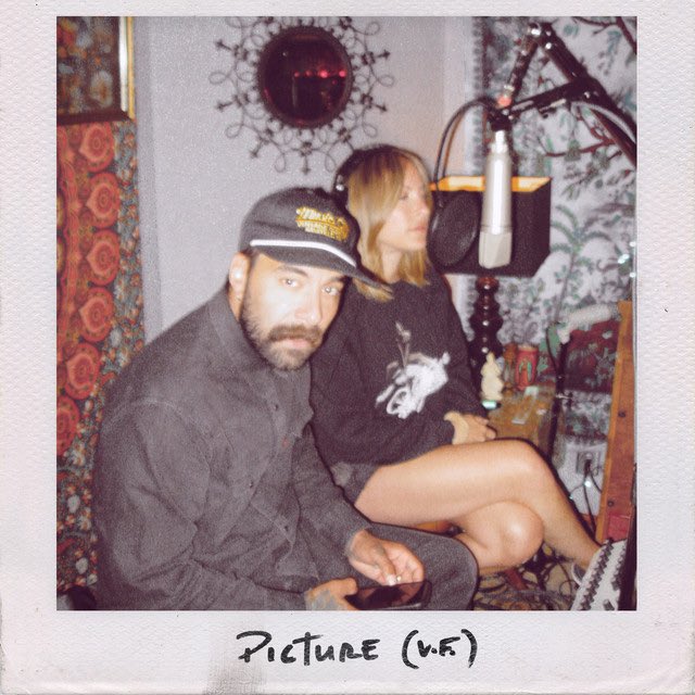 KidRock (@kidrock) on Twitter photo This French version of “Picture” has been #1 in Canada for two weeks!
<a href="/ClementJacques/">Clement Jacques</a> and @MarieMaireal put their own spin on it and I think it’s great!
Always cool to see a song take on new life.
“If it’s real, you’ll feel it!” Merci!! This French version of “Picture” has been #1 in Canada for two weeks!
<a href="/ClementJacques/">Clement Jacques</a> and @MarieMaireal put their own spin on it and I think it’s great!
Always cool to see a song take on new life.
“If it’s real, you’ll feel it!” Merci!!