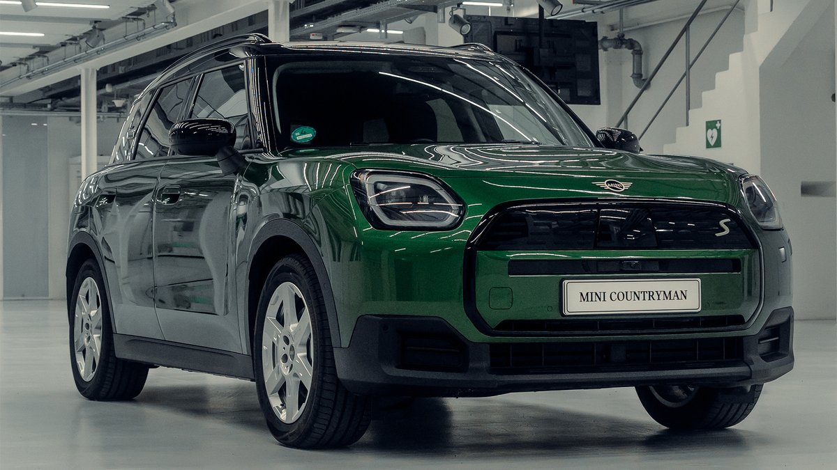 MINIofGlencoe's tweet image. 👀 Rugged good looks? Check.
🧳 Room for adventure essentials? You know it.
⚡ MINI spirit electrified? Confirmed.
The All-Electric #MINI #Countryman is ready to take you anywhere in extreme comfort. Where are you heading first? 👇

Find yours @ miniofglencoe.com | #MINIEV