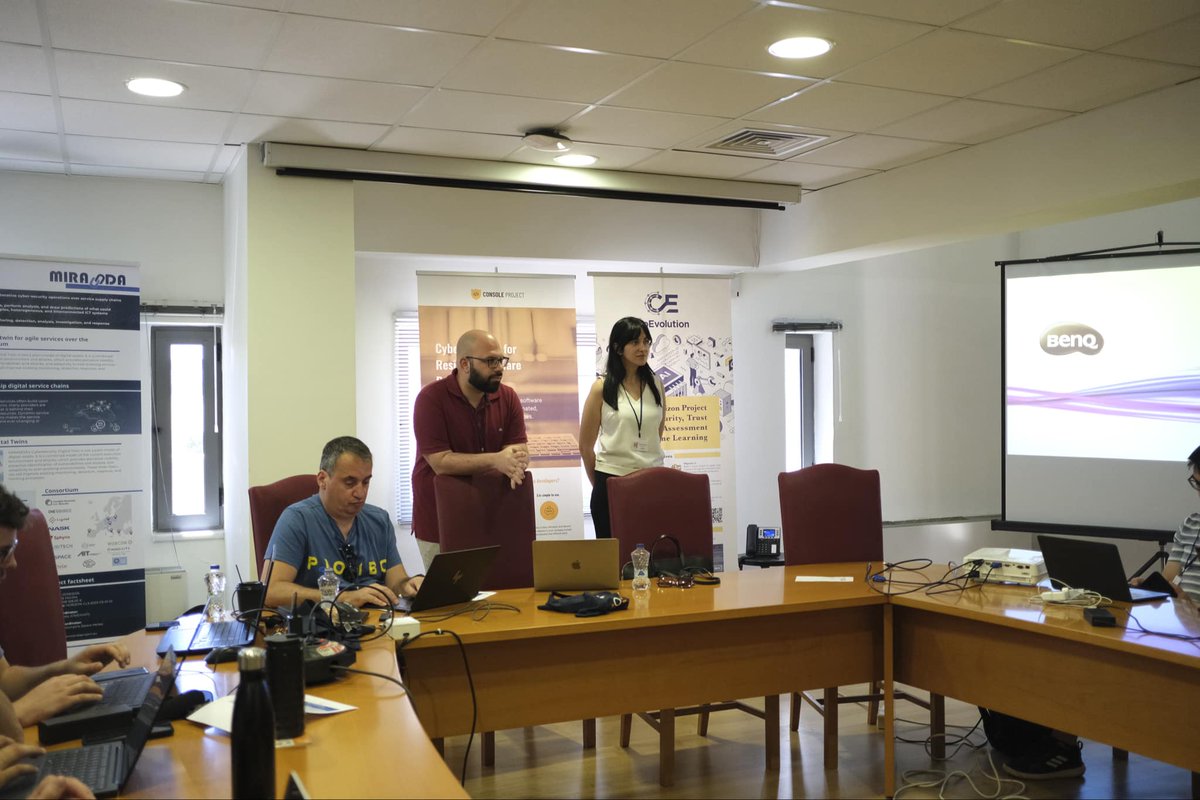 Dienekes tweet media