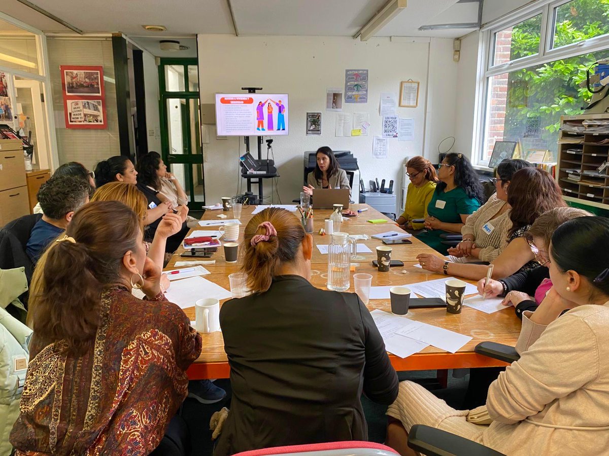 On Saturday, a group of Spanish-speaking members gathered for an empowering day of learning about local social support services and access barriers and exploring gender inclusivity. Participants left with practical tools, valuable insights, and a strengthened sense of community.