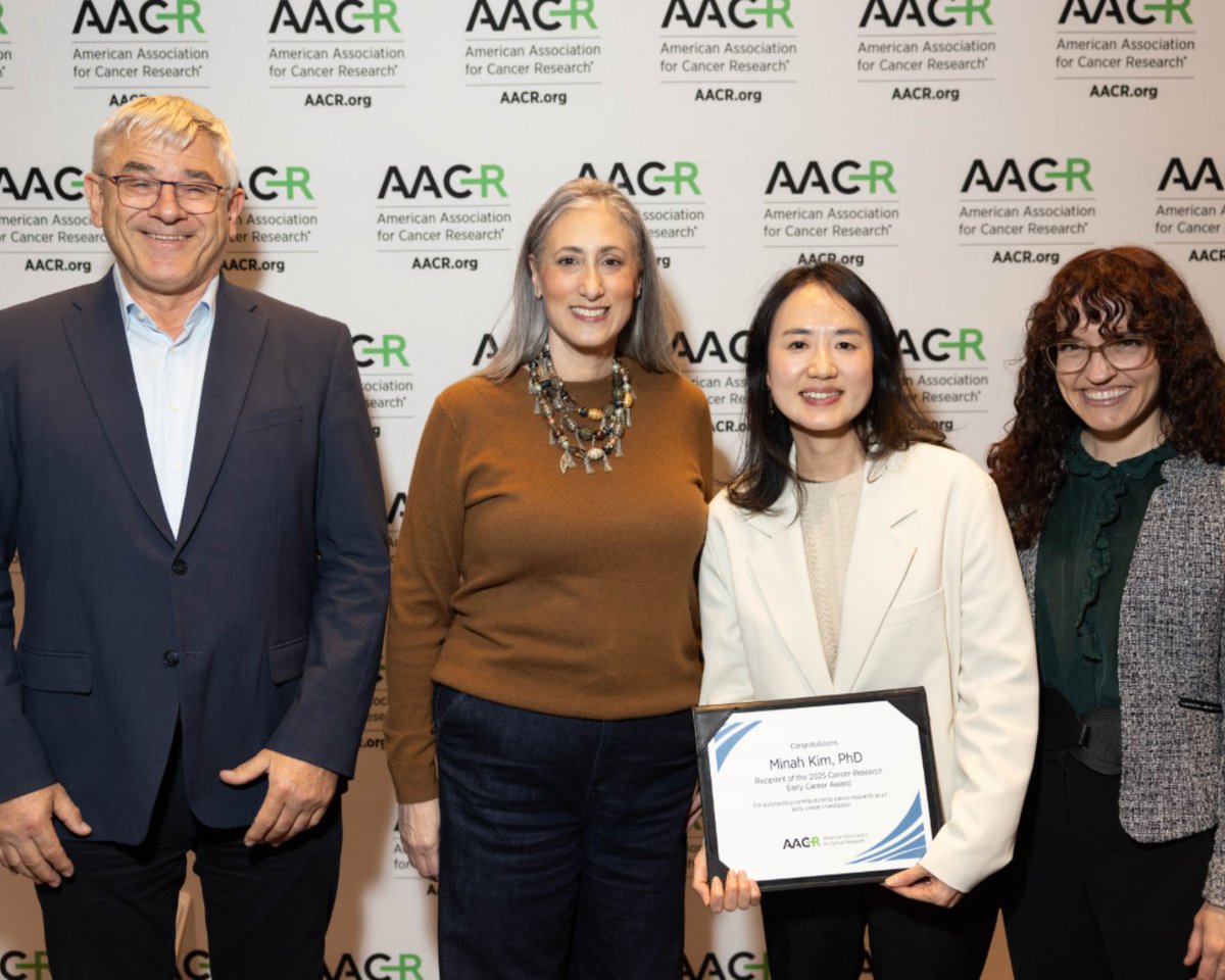 Cancer Research (@cr_aacr) on Twitter photo Congratulations, Minah Kim, PhD, recipient of the 2025 Cancer Research Early Career Award. Dr. Kim is pictured with Drs. Hellmut G. Augustin, Christine A. Iacobuzio-Donahue, & Harmony Turk. Learn more: brnw.ch/21wSXse
<a href="/minahkim02/">Minah Kim</a> <a href="/HellmutAugustin/">Hellmut Augustin</a> <a href="/ciacobu/">Chris Iacobuzio</a> <a href="/HarmonyTurk/">Harmony Turk</a> Congratulations, Minah Kim, PhD, recipient of the 2025 Cancer Research Early Career Award. Dr. Kim is pictured with Drs. Hellmut G. Augustin, Christine A. Iacobuzio-Donahue, & Harmony Turk. Learn more: brnw.ch/21wSXse
<a href="/minahkim02/">Minah Kim</a> <a href="/HellmutAugustin/">Hellmut Augustin</a> <a href="/ciacobu/">Chris Iacobuzio</a> <a href="/HarmonyTurk/">Harmony Turk</a>