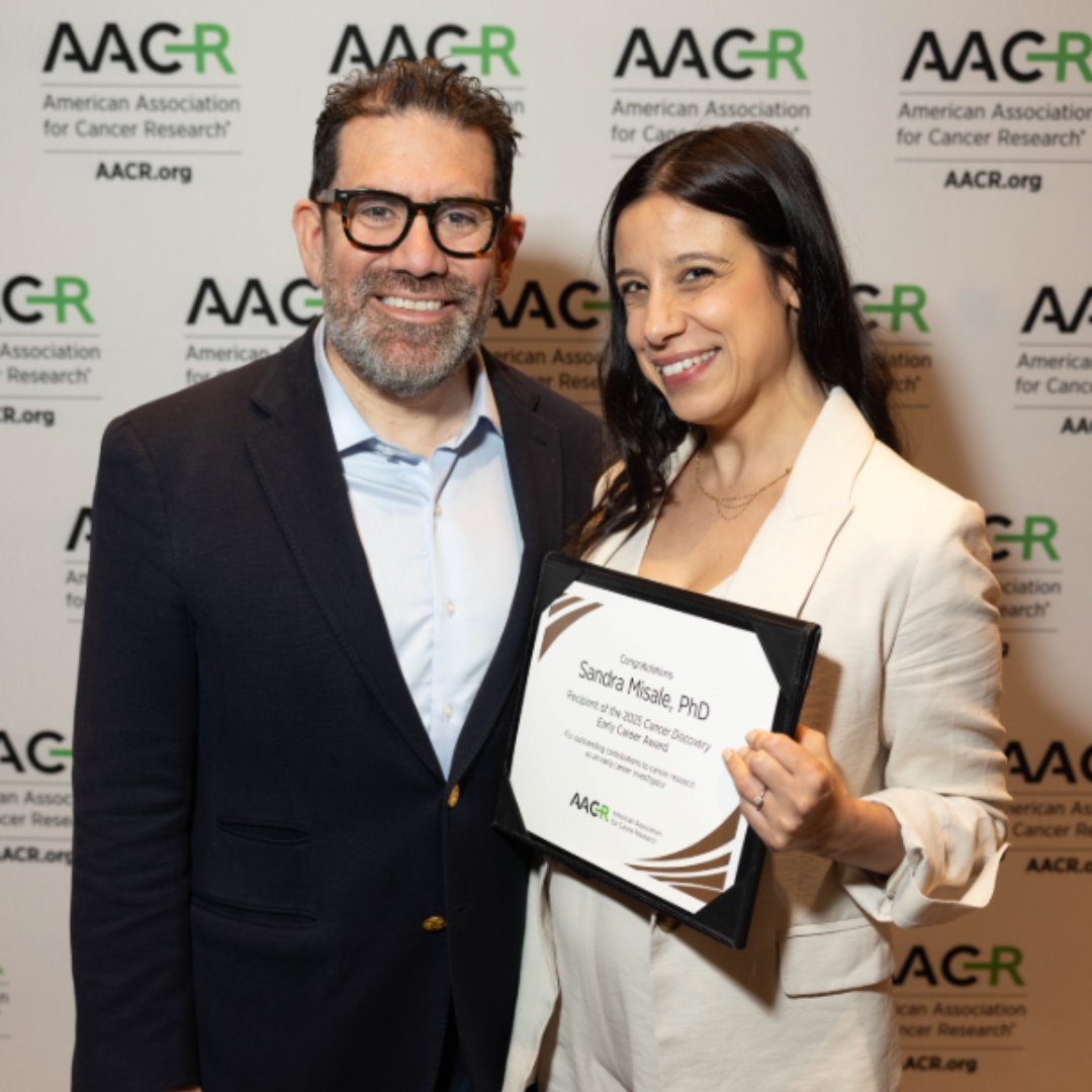 Cancer Discovery (@cd_aacr) on Twitter photo Congratulations, <a href="/Sandra_Misale/">Sandra Misale</a>, PhD, recipient of the 2025 Cancer Discovery Early Career Award. Dr. Misale is pictured with Editor-in-Chief Luis Diaz, MD. Learn more: brnw.ch/21wSXsr
<a href="/HopkinsMedicine/">Johns Hopkins Medicine</a> <a href="/hopkinskimmel/">Johns Hopkins Kimmel Cancer Center</a> Congratulations, <a href="/Sandra_Misale/">Sandra Misale</a>, PhD, recipient of the 2025 Cancer Discovery Early Career Award. Dr. Misale is pictured with Editor-in-Chief Luis Diaz, MD. Learn more: brnw.ch/21wSXsr
<a href="/HopkinsMedicine/">Johns Hopkins Medicine</a> <a href="/hopkinskimmel/">Johns Hopkins Kimmel Cancer Center</a>