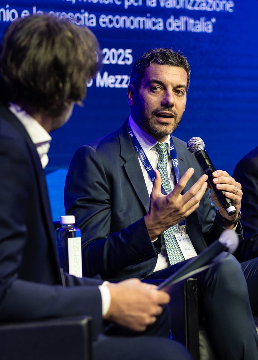 📍 Al Forum #Assoreti – #THEA, Luca Giorgi, Head of Wealth Southern Europe, ha condiviso la visione di BlackRock sull’evoluzione del risparmio gestito in Italia. Tra i temi, la crescente rilevanza di #ETF, #systematicinvesting, #privatemarkets e #educazionefinanziaria.