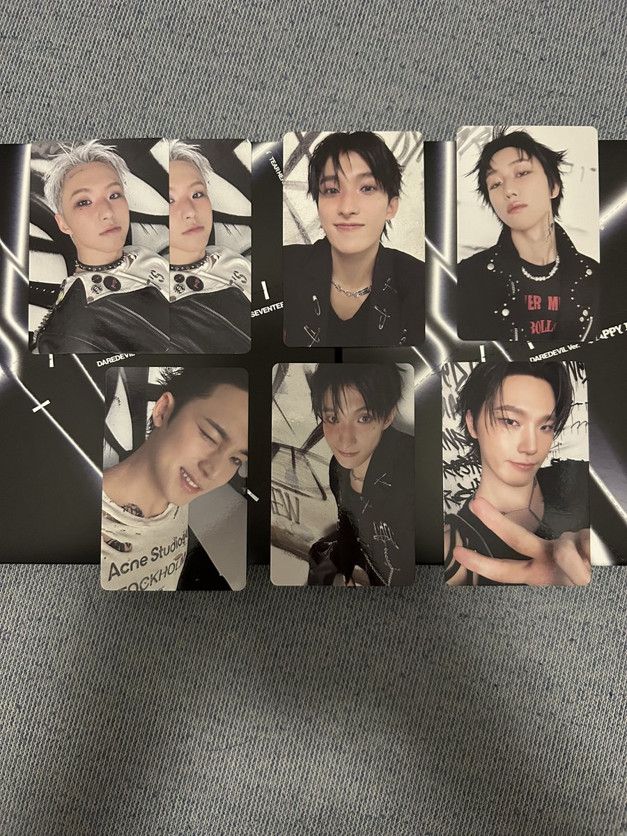 1996___jh's tweet photo. SEVENTEENトレカ交換

［求］同種うじ

［譲］画像もの

仕事の都合でお返事遅くなります。バインダーは2つシュアあります。郵送希望。被った場合は纏めての方、条件が良い方優先。
 #SEVENTEEN  #SEVENTEEN交換  #セブチトレカ交換  #セブチ交換 https://t.co/HoZ5DFHeW6