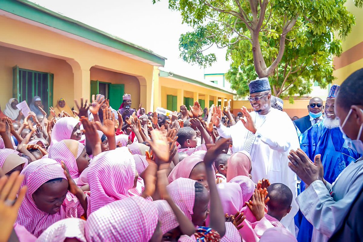 ProfIsaPantami's tweet photo. The Prophet (peace be upon him) says: Fear Allah and treat your children justly and kindly (Bukhari: 2447). It's not permissible to show preference to boys over girls or vice versa. Children should be treated fairly and with kindness irrespective of their gender.
#ChildrensDay https://t.co/b3TnMr6Rjz