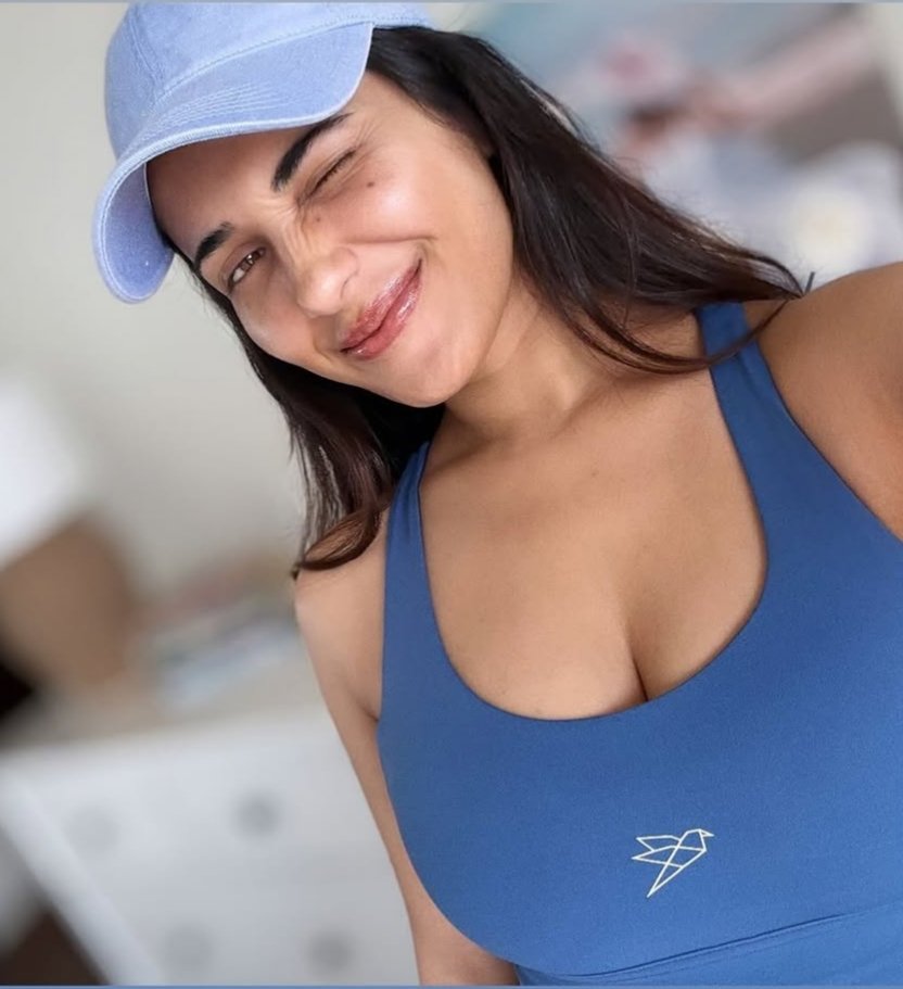 Gr9oZ4xW4AAAOCK?format=jpg&name=medium