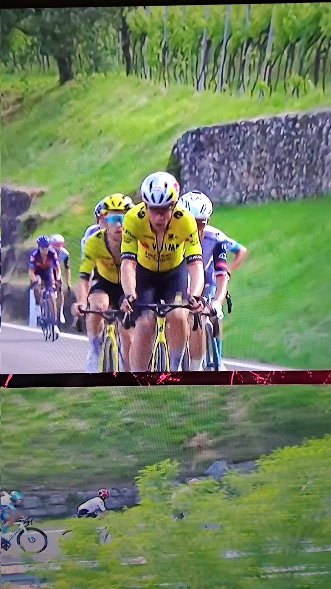 #eurosportciclismo devastante <a href="/WoutvanAert/">Wout van Aert</a> #teamdevastante <a href="/ILENIALazzaro/">ILENIA LAZZARO</a>