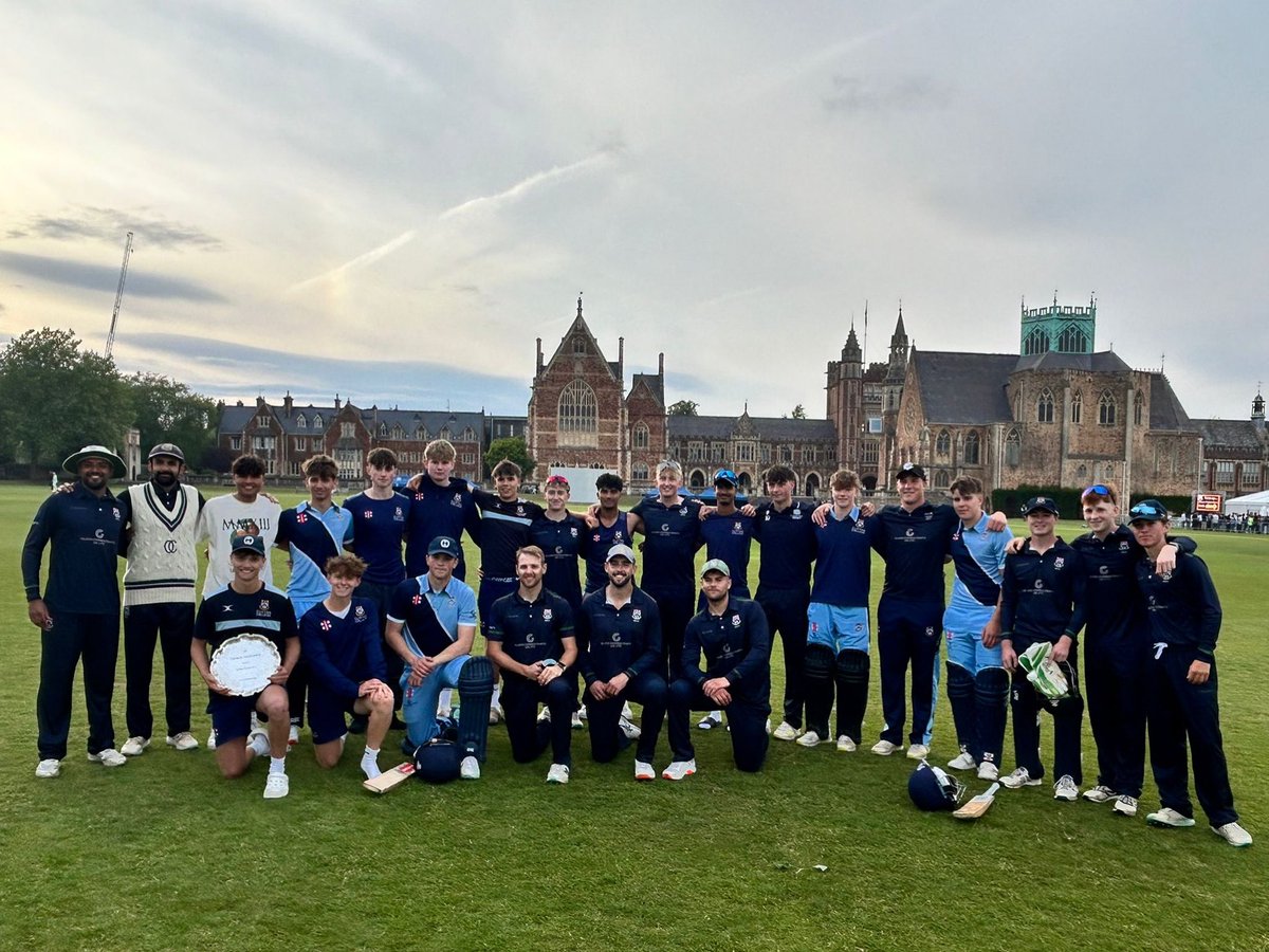 Old Cliftonian Society tweet media