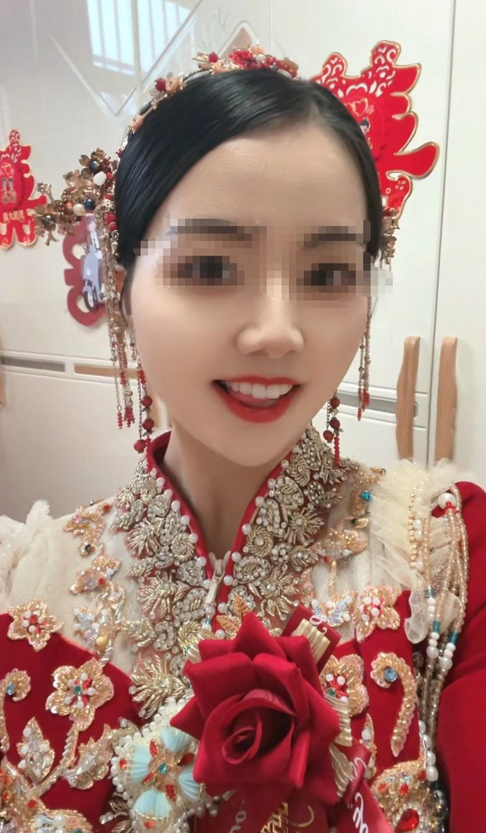 Q09178332's tweet photo. 同好投稿一边看瑜伽嫂子的抖音一边撸她的结婚内衣 https://t.co/wUm8NRMrKd