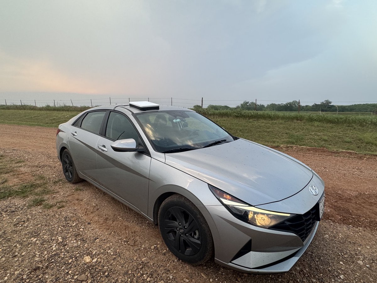 tabithahawk's tweet image. 2025 Chasecation Trip Summary 

5,452 miles in 10 days on rental. I was in the following states TN-AR-TX-OK-KS. trip.

At least one tornado. 

I took 2,390 photos and 240 drone photos and video. So hopefully got some good stuff. 

#girlswhochase #tabithahawk #itineraryinsanity