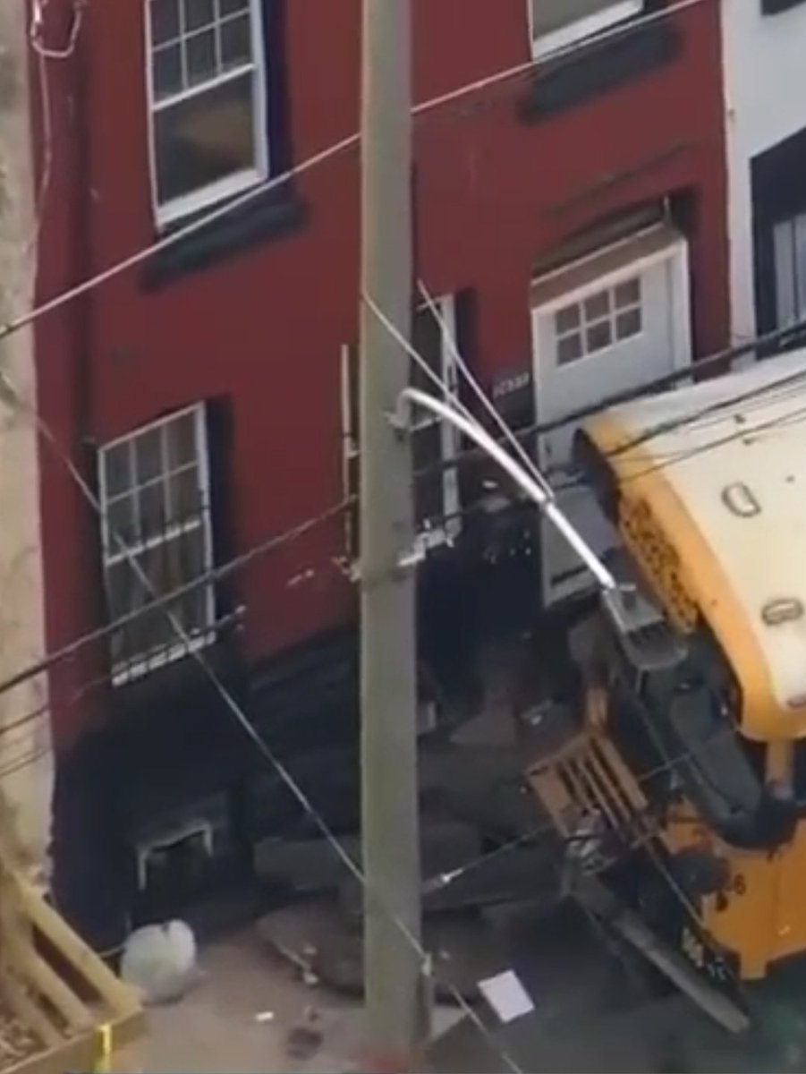 Subhash_LiveS's tweet image. #Philadelphia #SchoolBusCrash
Into RowHomes in the North causing damage. The traffic was diverted as Lehig Avenue was closed. Circumstances or details of any injuries, if any are not known still
#SchoolBusAccidents #SchoolChildrenSafety