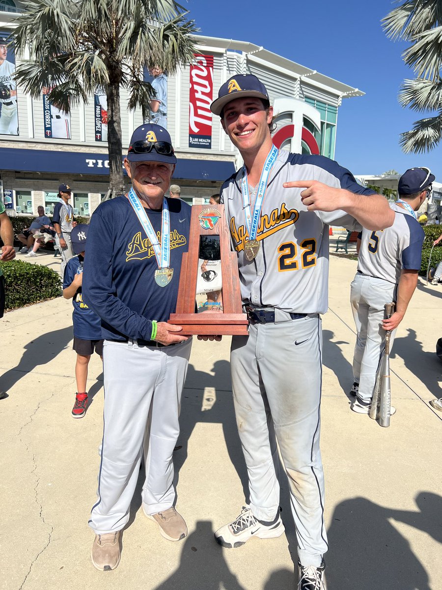 Zacharymalvasio's tweet image. It&apos;s the best feeling in the world knowing all the hard work, time, effort, failures, and sacrifices WE made as a TEAM to reach our goal paid off. So many special and unforgettable memories were made with such an amazing group of guys. #statechamps
#ZWOOOO