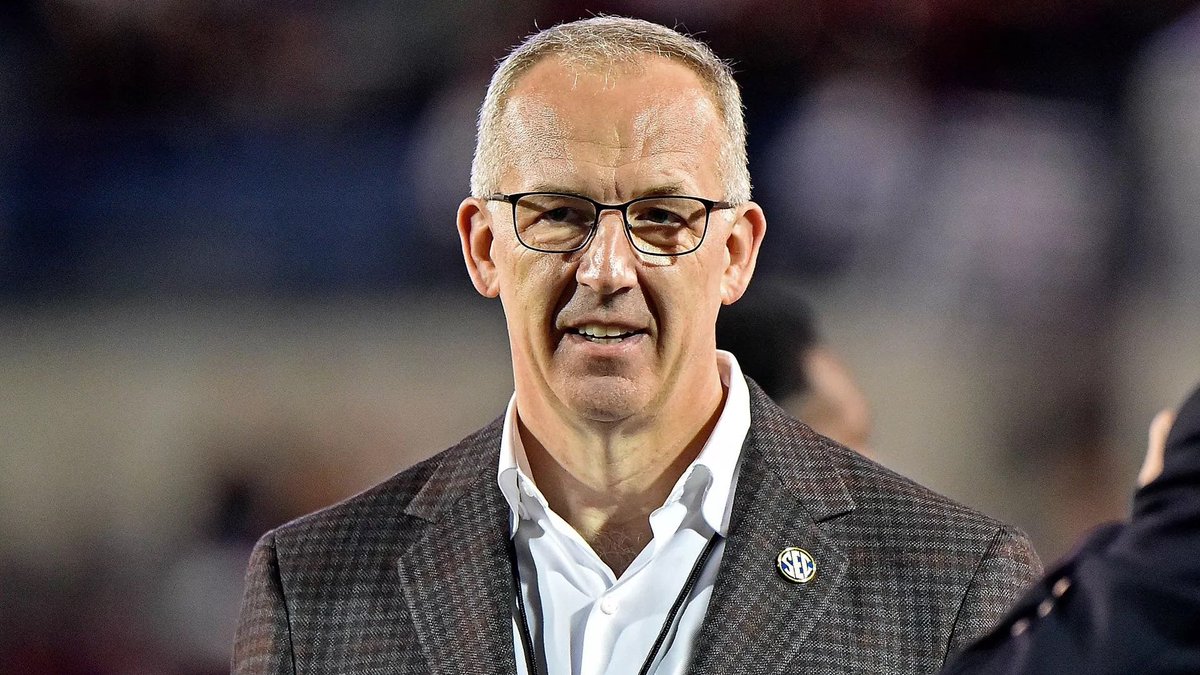 BREAKING: SEC Commissioner Greg Sankey has announced that the SEC will be breaking away from the NCAA effective for the 2028-2029 academic calendar year. This comes after months of speculation about the move. More to follow.

(via Carson T. Kay)