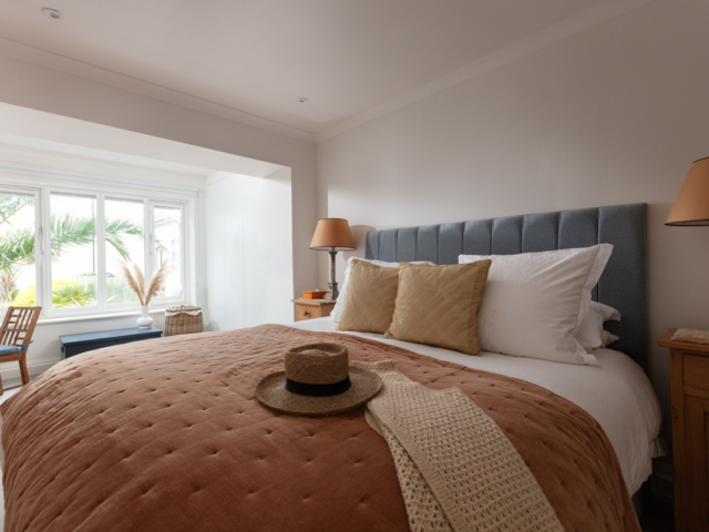 Karma Waters is a stylish, two-bedroom ground-floor apartment located in the private Port Pendennis Marina Village in central Falmouth, just steps from Events Square.

Perfect for a relaxing coastal getaway with easy access to Falmouth’s vibrant shops, restaurants, and beaches.