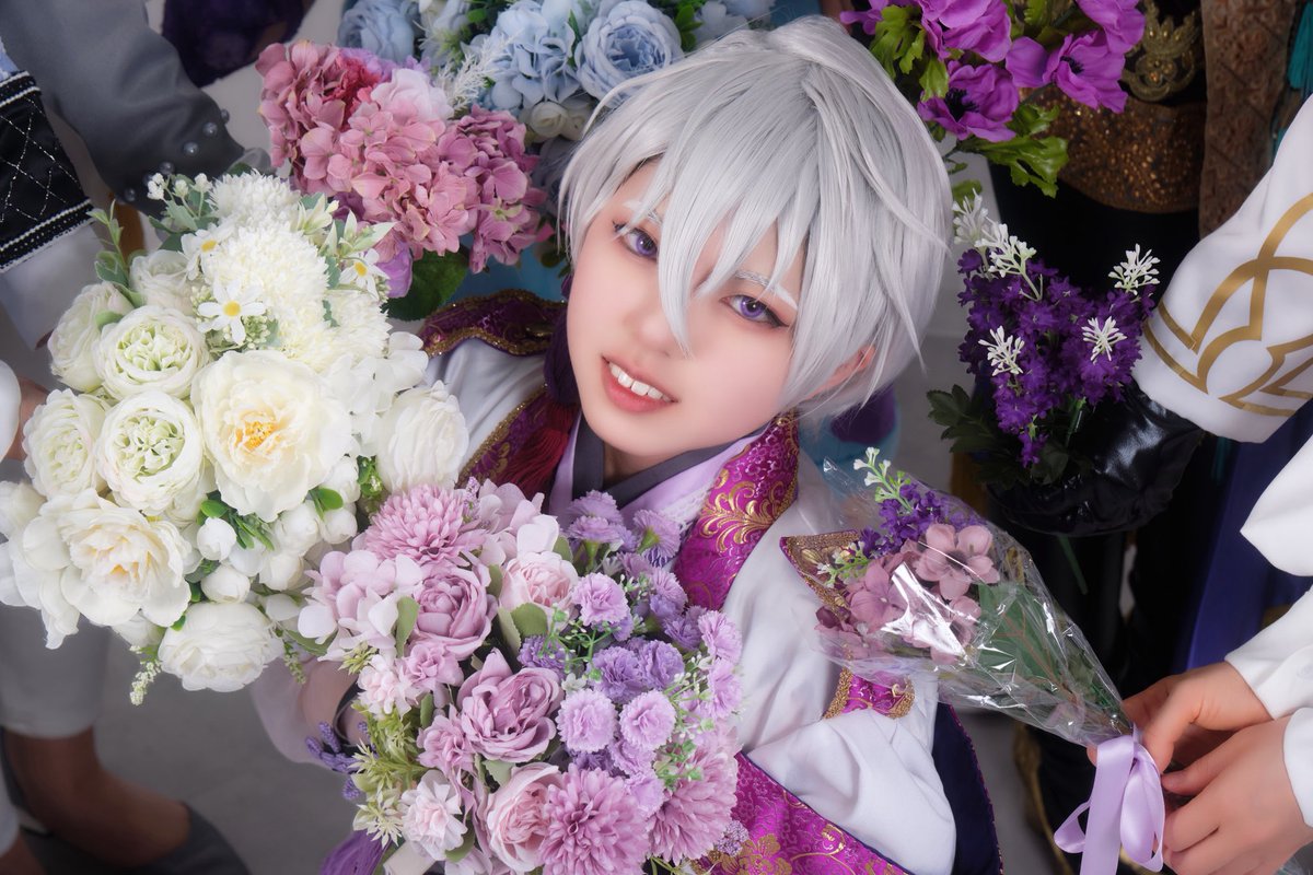 ⚠︎︎Cosplay/コスプレ

𝙸𝙳𝙾𝙻𝚒𝚂𝙷𝟽/𝙼𝙴𝚉𝚉𝙾"
逢坂壮五

責任感の強いあなたが、この先も大好きな音楽とともに、少しでも自由に生きていられますように。これからもあなたの思う音楽を作り続けてね。

#えむりコスフォト
#おうさかっしゅせぶん0524 
#逢坂壮五生誕祭2025