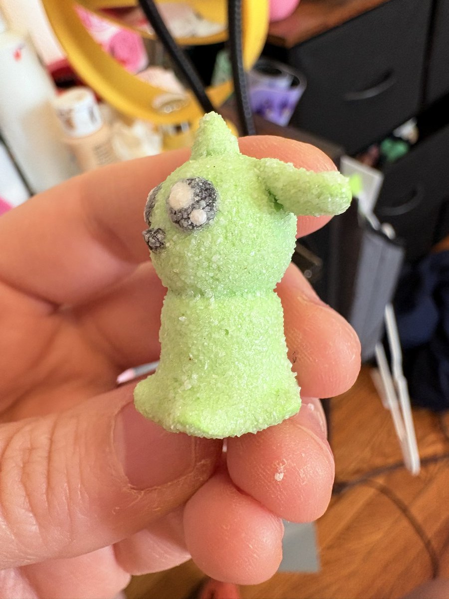 🎃cptcinnabun👻 (@chaoticmeatloaf) on Twitter photo so <a href="/DJdiscobot/">🇲🇽🦭💖 Needs a nap</a> gave me the genius idea to make gummymon as a sour gummy because we learned a new glazing technique to make them look like candy and i—— i love him so much. look how sugary!! so <a href="/DJdiscobot/">🇲🇽🦭💖 Needs a nap</a> gave me the genius idea to make gummymon as a sour gummy because we learned a new glazing technique to make them look like candy and i—— i love him so much. look how sugary!!