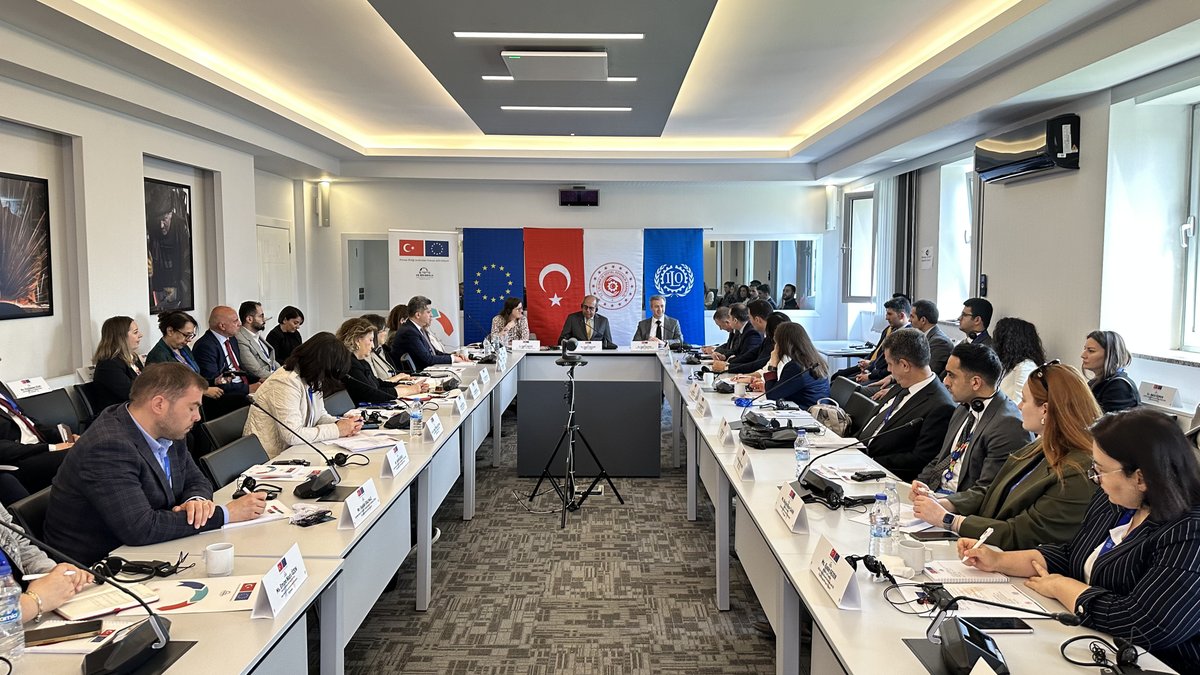 Rehberlik ve Teftiş Başkanlığı (@csgb_rtb) on Twitter photo “İş Teftiş, Rehberlik ve Sosyal Diyalog Yoluyla İşyeri Uyumunun Güçlendirilmesi” Projesinin 4. Yönlendirme Komitesi Toplantısı, <a href="/iloankara/">ILO Türkiye</a> Ofisinde gerçekleştirildi. “İş Teftiş, Rehberlik ve Sosyal Diyalog Yoluyla İşyeri Uyumunun Güçlendirilmesi” Projesinin 4. Yönlendirme Komitesi Toplantısı, <a href="/iloankara/">ILO Türkiye</a> Ofisinde gerçekleştirildi.