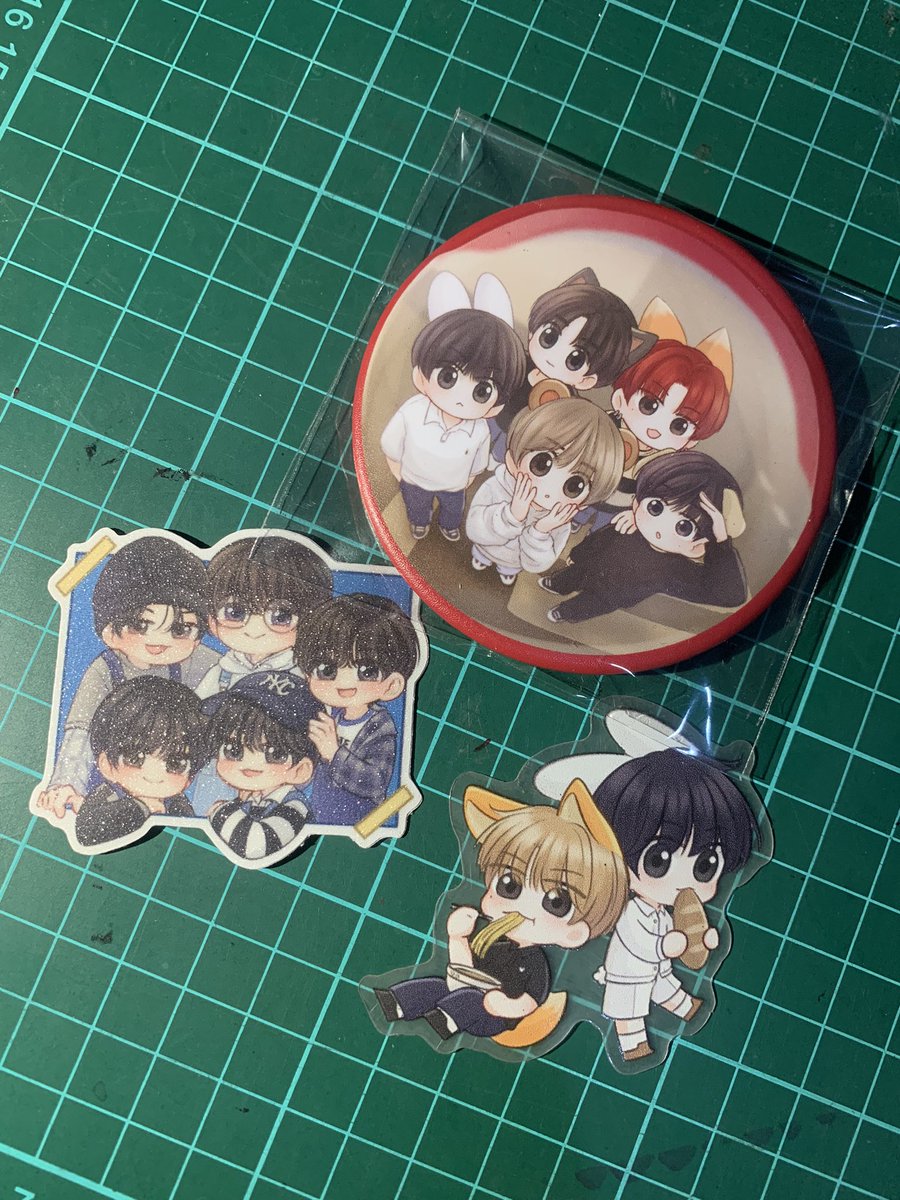 Special utk boothmate ku dari tahun entahlah <a href="/dfordanii/">danii✨</a> dri fandom yang sm smpe pindah haluan pun makasi masih jadi temanku #angjaskelassob 😎 sumpa ini kacanya membantu banget ya brok

Pkknya i love u so much dani sumpa gue gatau mau ngmg apa lagi mending lsg ke rmh kyk biasa😇
