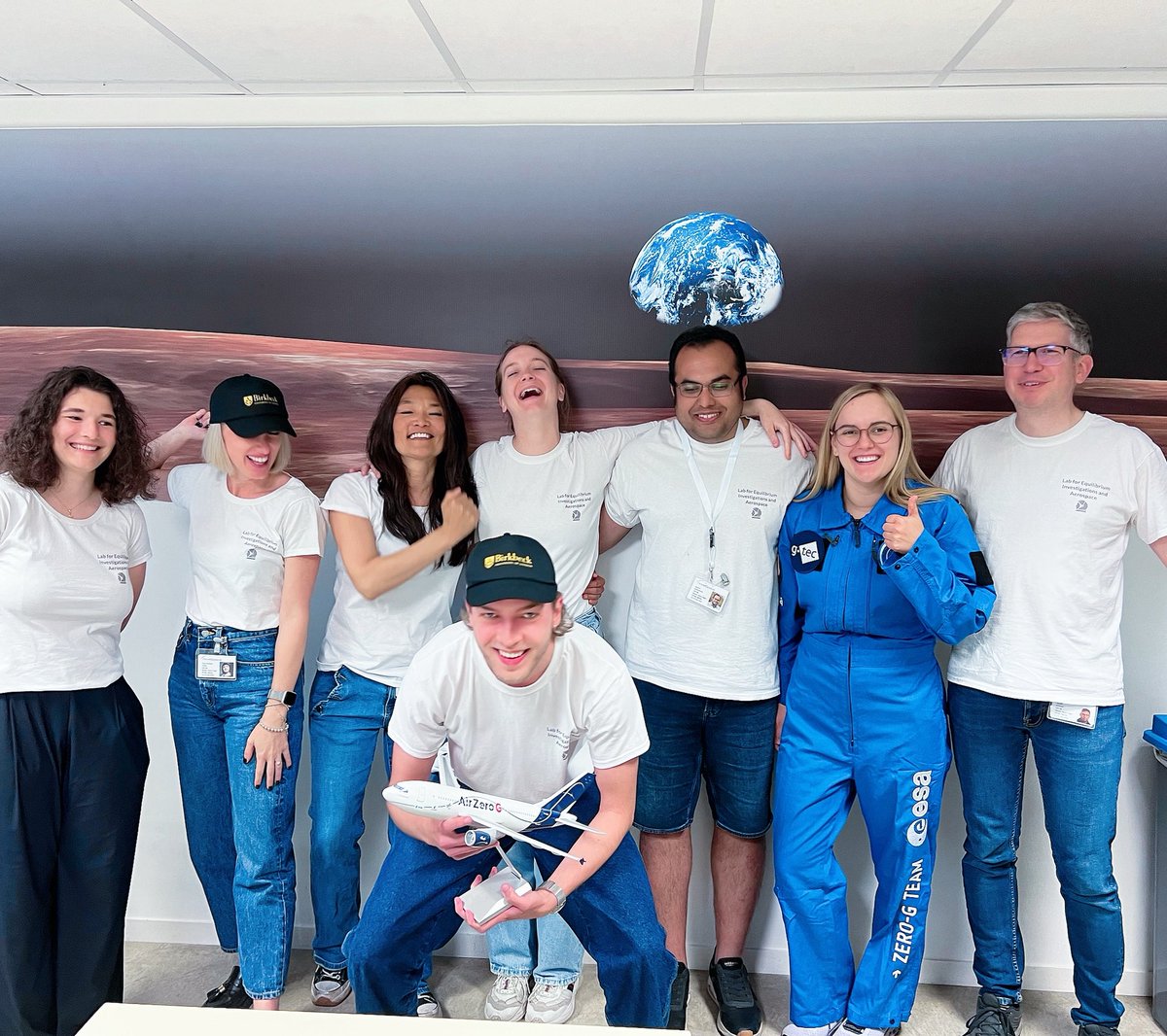Birkbeck, Faculty of Science (@birkbeckscience) on Twitter photo ๐ง โ๏ธ Mission complete! Our <a href="/bbkpsychology/">Birkbeck School of Psychological Sciences</a> team has successfully completed all three flights of the #86ESA Parabolic Flight Campaign with <a href="/esa/">European Space Agency</a> and <a href="/AirZeroG/">Air ZeroG โ๏ธ</a>.
The Brain-Flight experiment ran smoothly throughout, capturing valuable data on how weightlessness affects brain activity. ๐ง โ๏ธ Mission complete! Our <a href="/bbkpsychology/">Birkbeck School of Psychological Sciences</a> team has successfully completed all three flights of the #86ESA Parabolic Flight Campaign with <a href="/esa/">European Space Agency</a> and <a href="/AirZeroG/">Air ZeroG โ๏ธ</a>.
The Brain-Flight experiment ran smoothly throughout, capturing valuable data on how weightlessness affects brain activity.