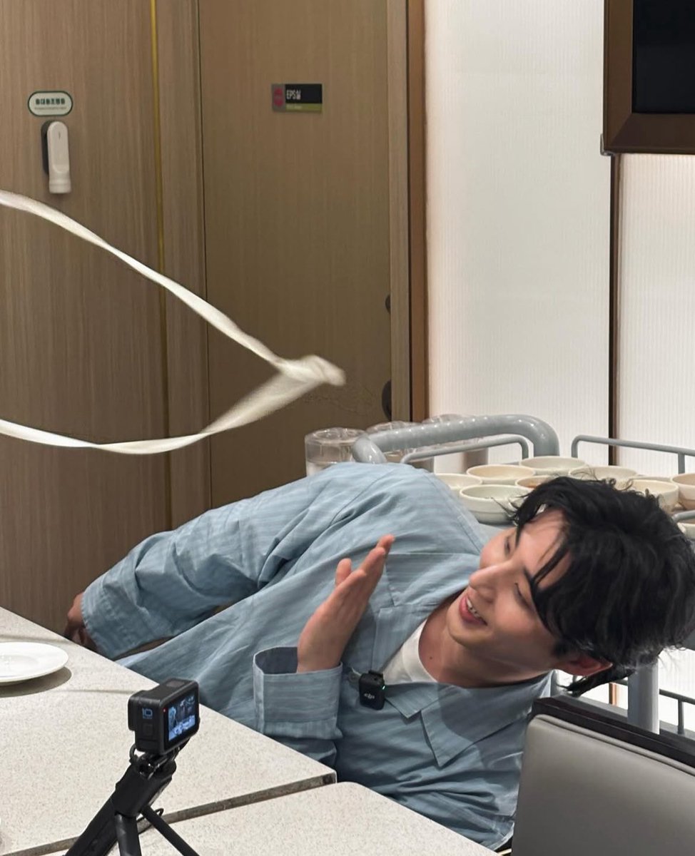 잠만나사진다시봣는데
이거너무
그아들복싱하는거개잘피해서
아들우는영상그거 ㅜㅜㅋㅋㅋㅋㅋㅋㅋ
그거같애...
아개웃기다진심