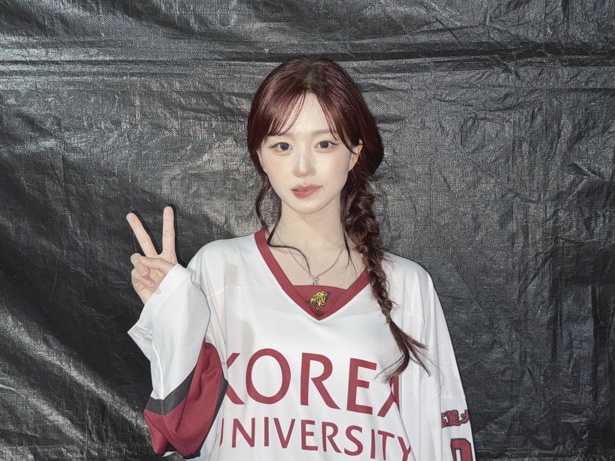 Haewon. tweet media