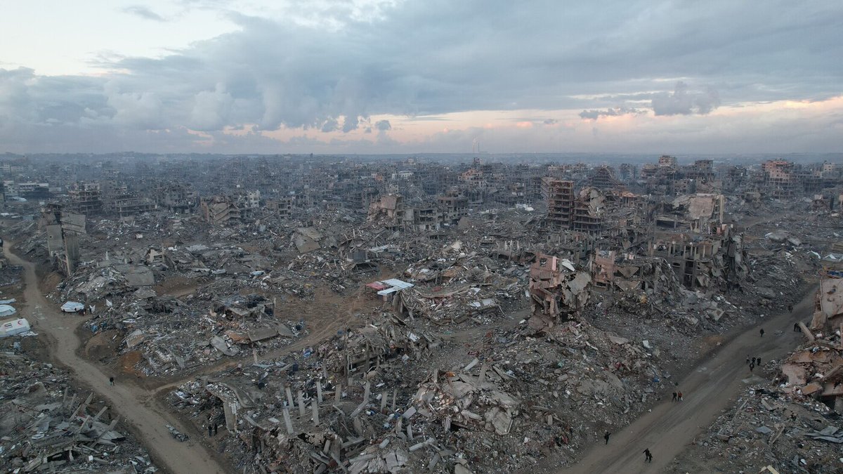 Come Medici con l’Africa Cuamm condividiamo l’appello di Sanitari per #Gaza indirizzato al personale sanitario iscritto agli ordini professionali e chiediamo un cessate il fuoco duraturo e permanente.  

🖊️ firma l'appello: bit.ly/4mA87ls

© Alef Multimedia Company