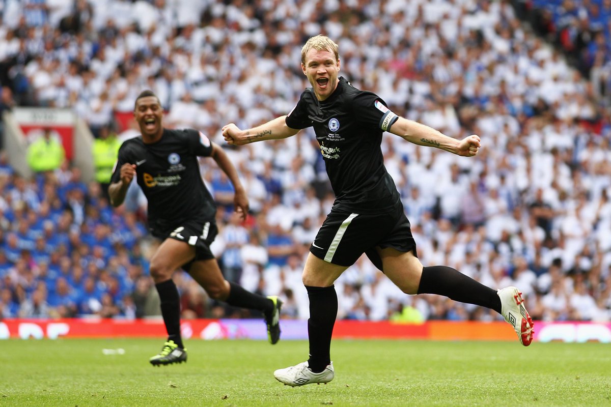 NathanAlbon's tweet image. #pufc | Charlton’s Macaulay Gillesphey is the first player to score a free-kick in a League One play-off final since Grant McCann did so for Posh against Huddersfield at Old Trafford in 2011.