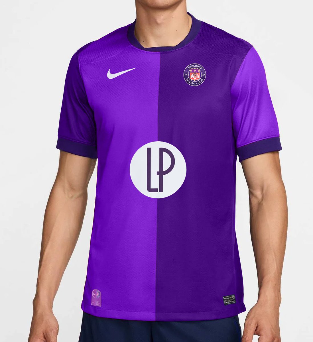 ke__viin's tweet photo. Nouvelle tentative avec les MÊMES couleurs que cette année !
#TFC #TeamTFC https://t.co/lfKHNqKOZq